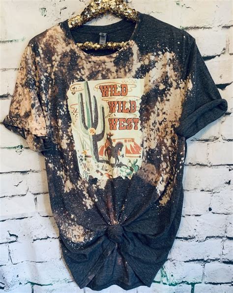Rock the West with Vintage Graphic Tees